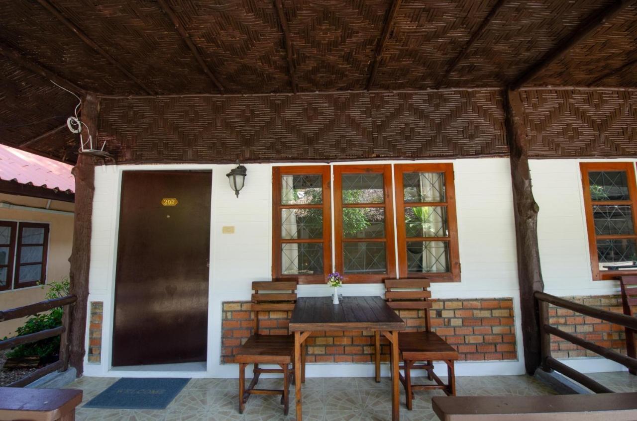 Aonang Guest Home Ao Nang Dış mekan fotoğraf