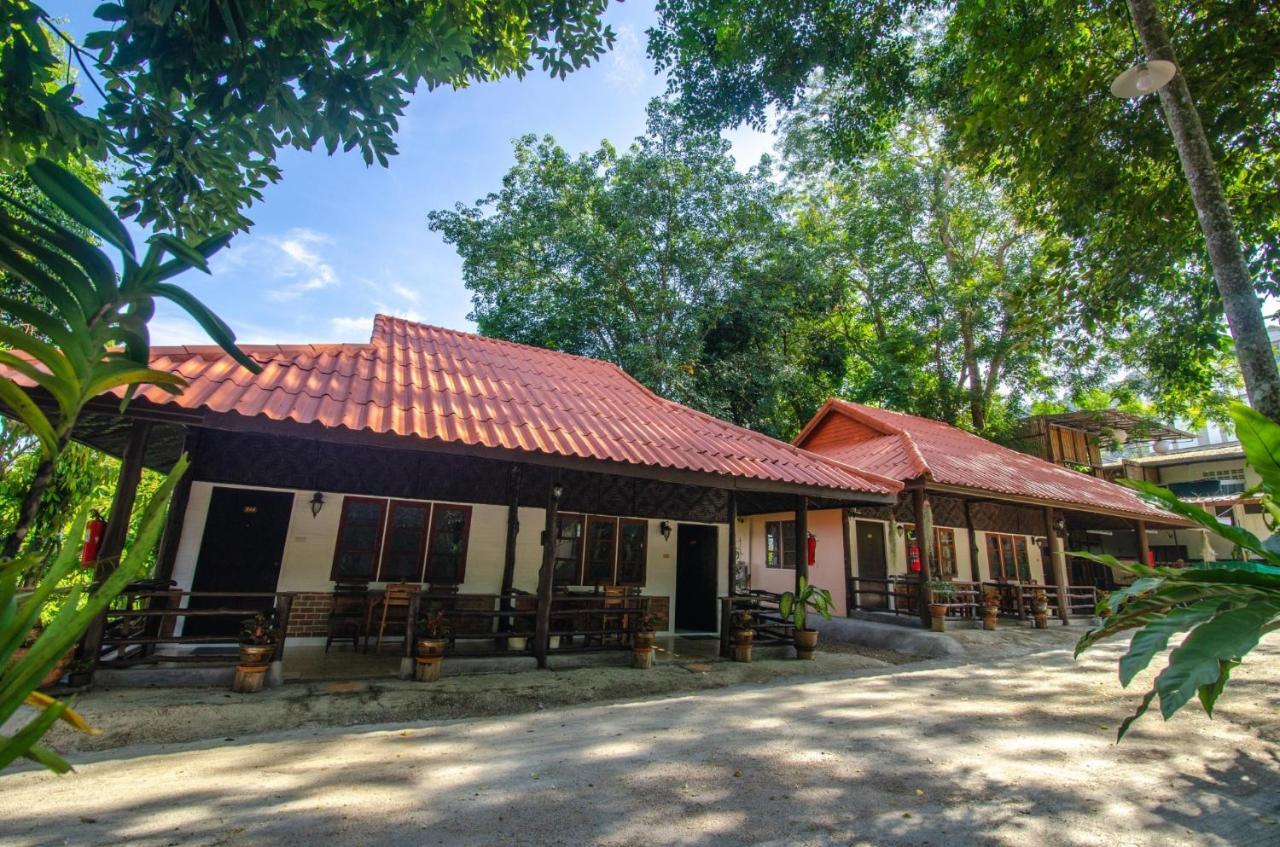 Aonang Guest Home Ao Nang Dış mekan fotoğraf